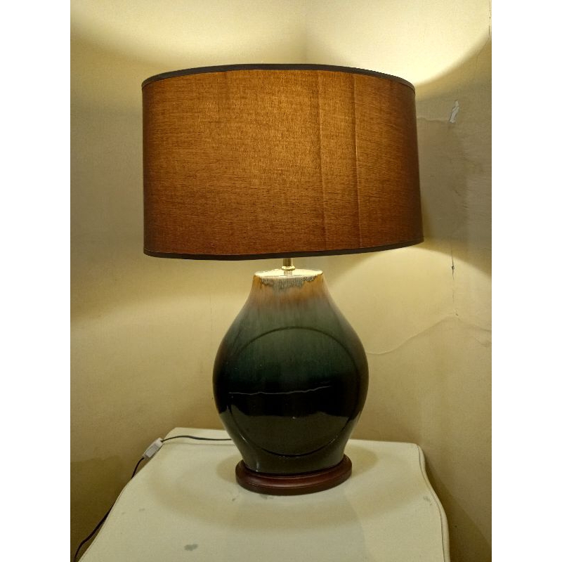 Guci Lampu hias meja luxury black green bahan keramik guci giok