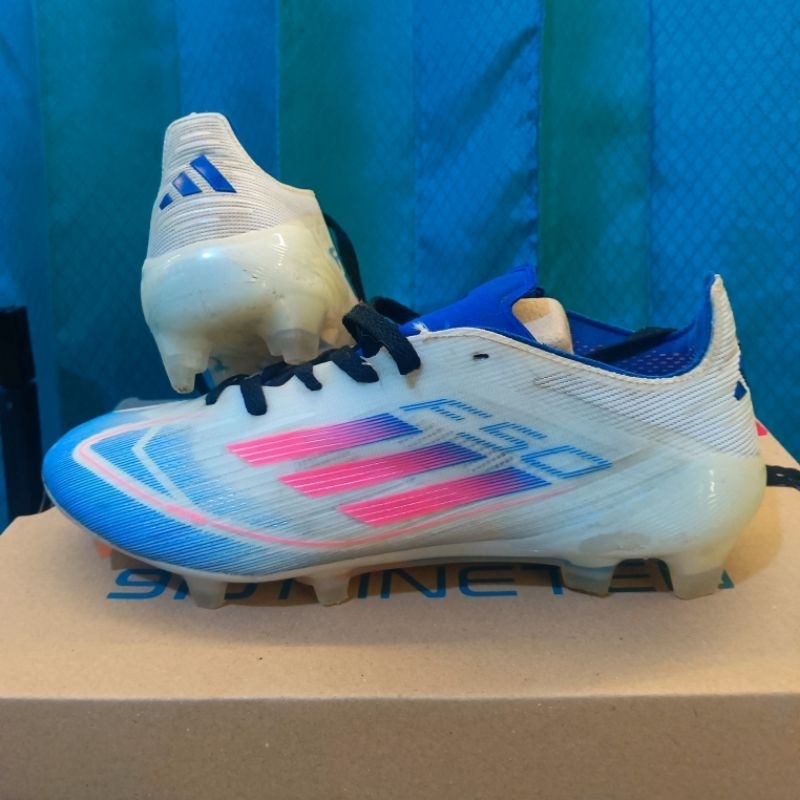 Sepatu Bola Bekas Size 40