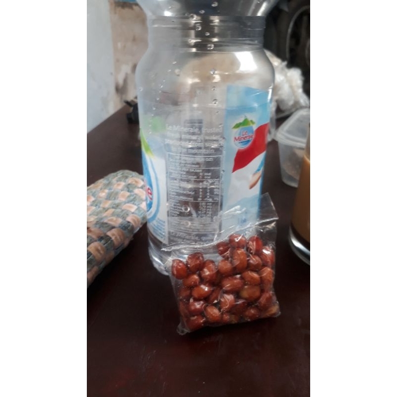 

kacang asin sejuta suasana