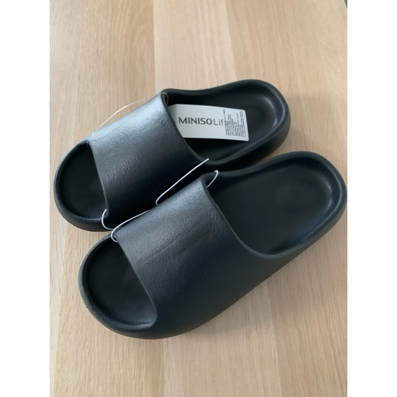 Miniso classic coconut cushioned thick slippers sandal wanita dan pria