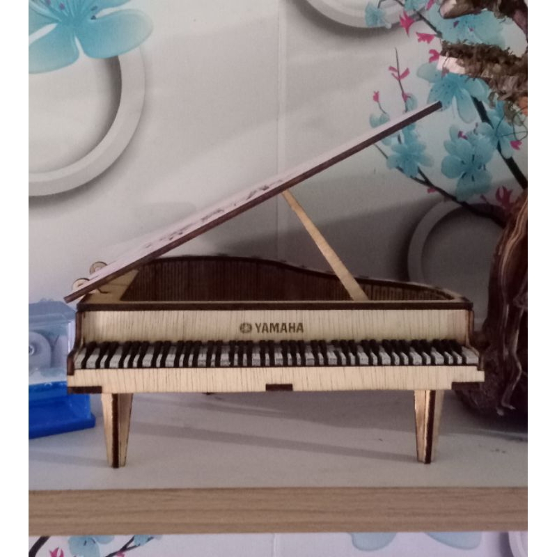 Yamaha Keyboard Piano