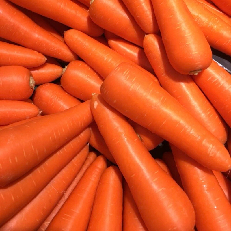 

Wortel brastagi 250gr / Sayur Wortel