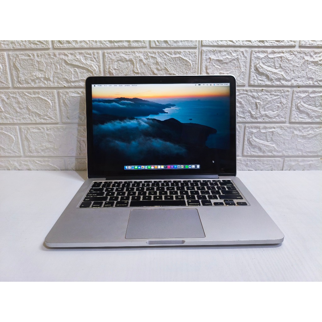 Macbook Pro Retina 13-inch 2015 Core i5 Intel Iris Graphics RAM 8/256GB | Laptop Apple Second Bekas
