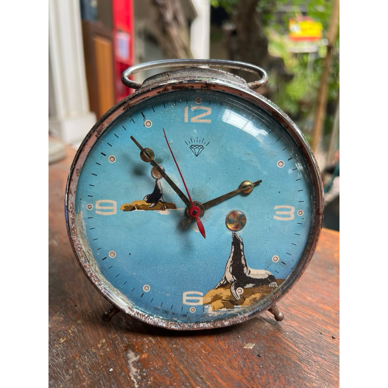 Jam Weker Lawasan for Display