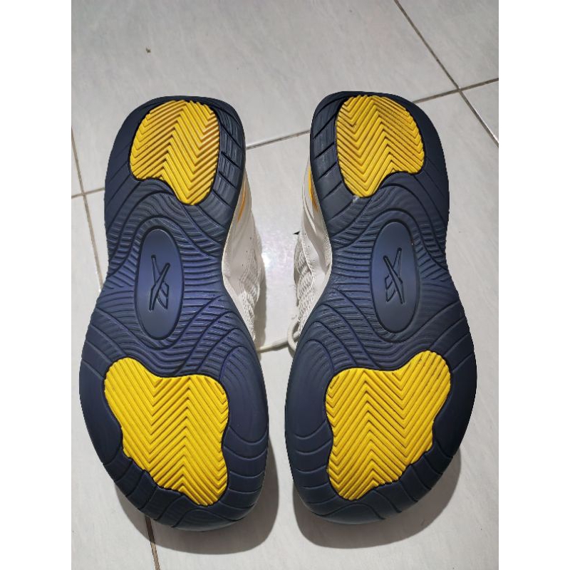 REEBOK ALLEN IVERSON SECOND