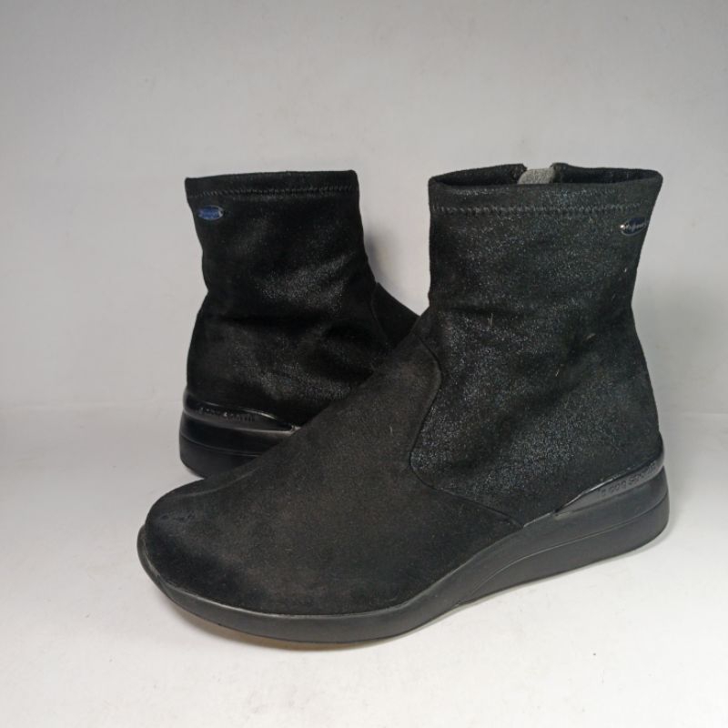 Le Coq Sportif original warm boot 38 size woman shoes