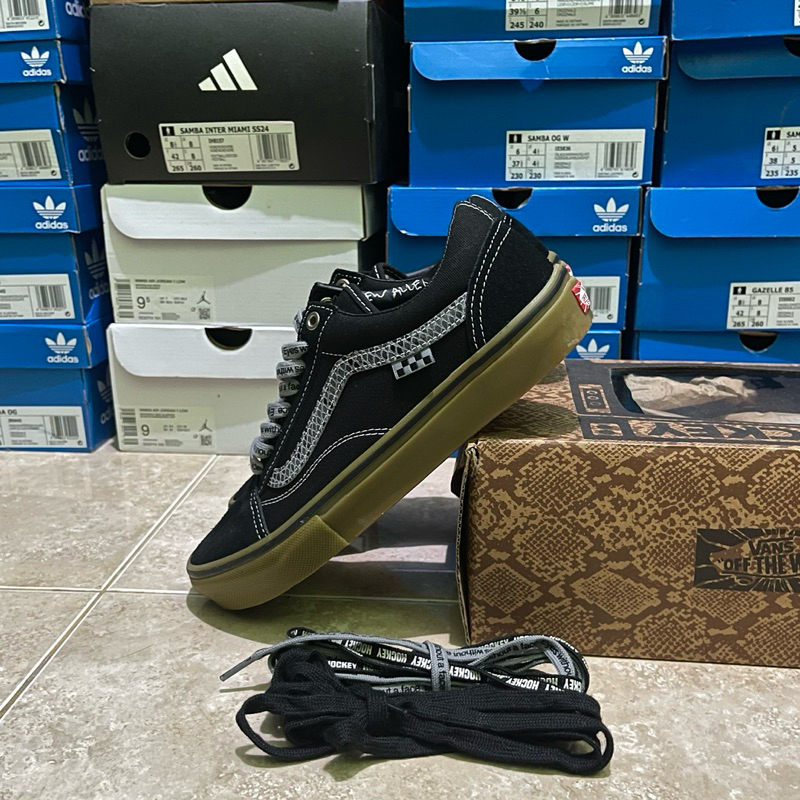Vans skate old skool x hockey snake skin (Resmi PT NAVYA)