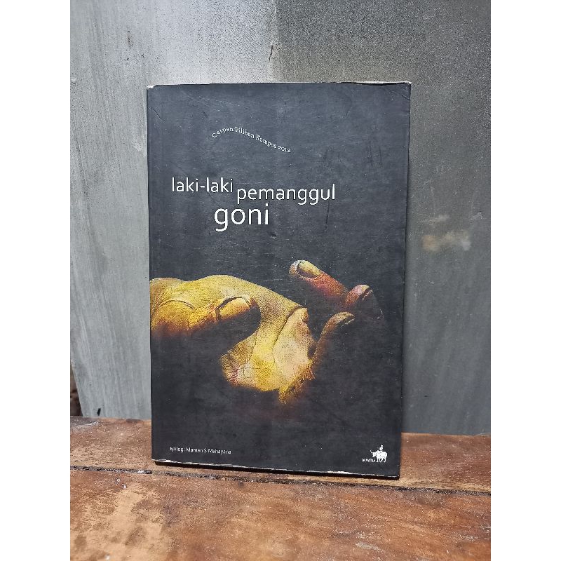 buku laki laki pemanggul goni, cerpen pilihan kompas 2012
