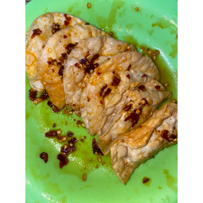 

PANGSIT AYAM GORENG CHILI OIL FROZEEN FOOD PEDESSS