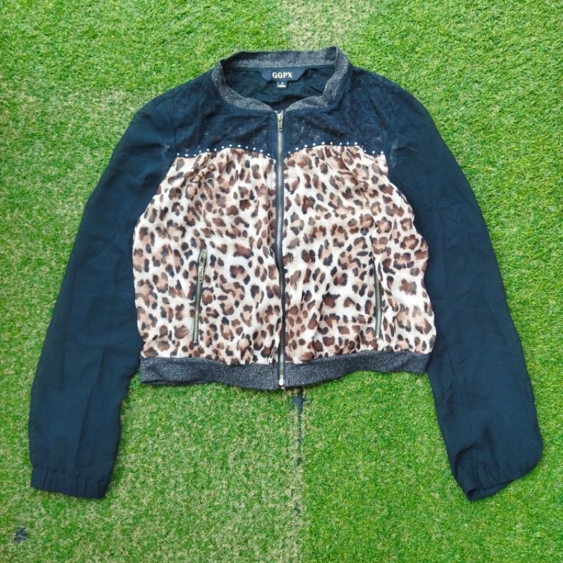 Jacket Bomber crop GGPX outer wanita motif macan