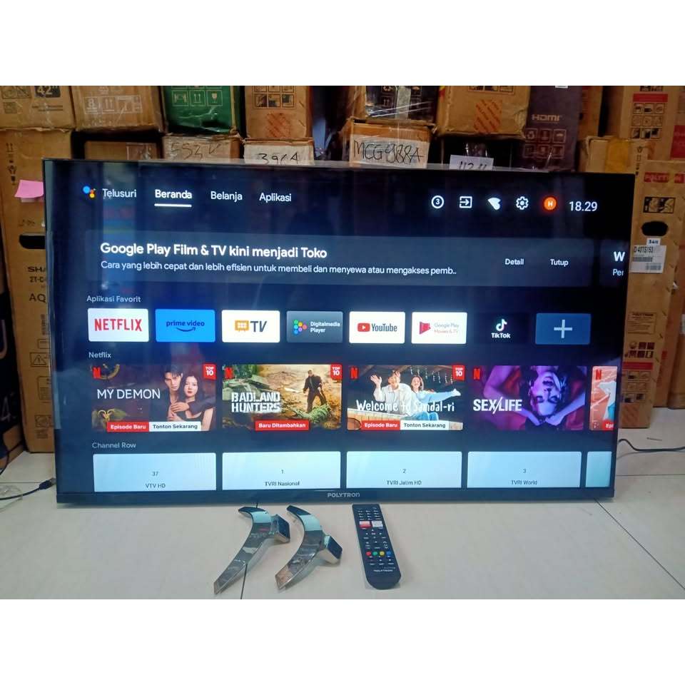 TV LED POLYTRON ANDROID 43 KONDISI MULUS SEPEPRTI BARU 4902