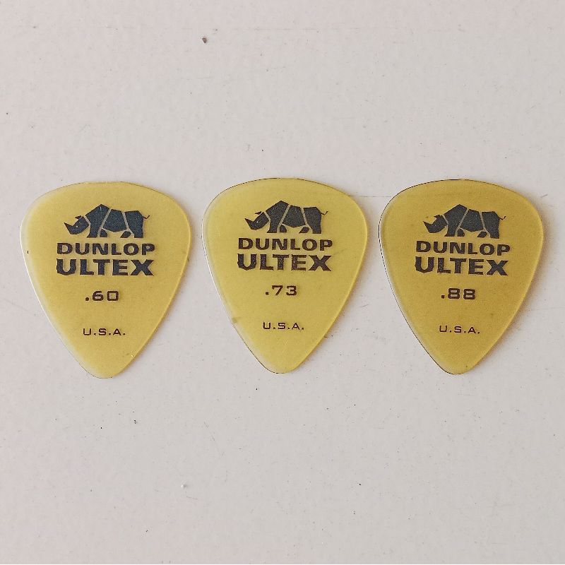 Pick gitar DUNLOP ULTEX  made in U.S.A utk gitar akustik elektrik squier fender ibanez cort epiphone