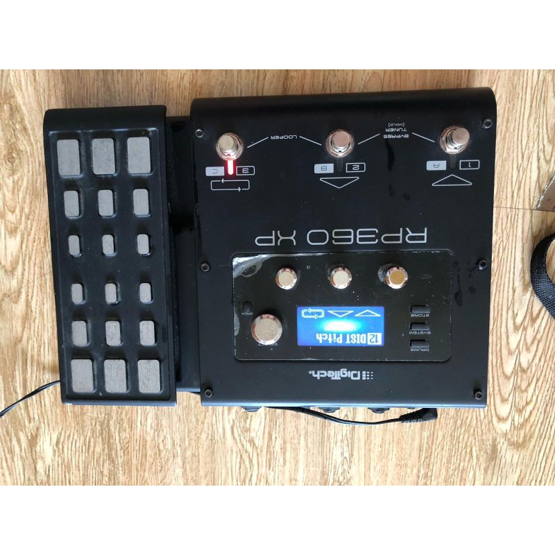 Efek gitar Digitech rp360xp