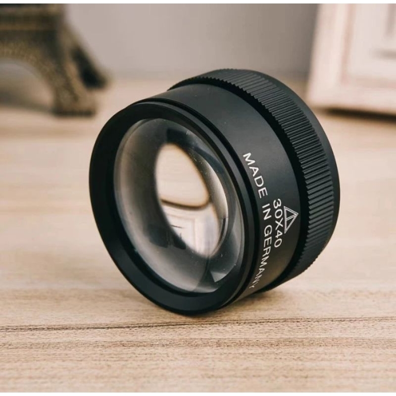 

Kaca Pembesar Loop Made In Germany 30x 40