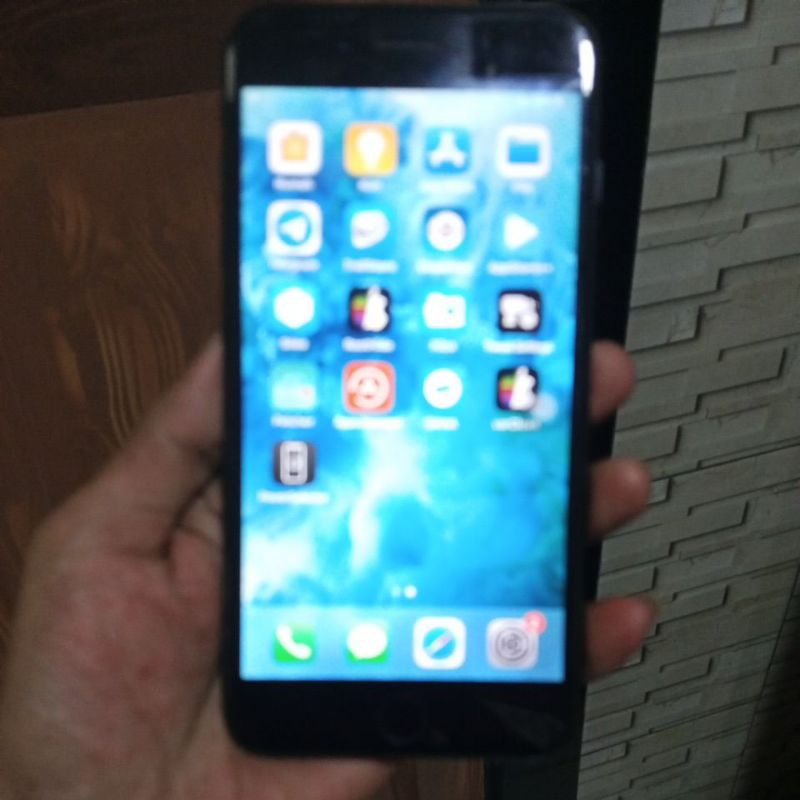 iphone 7plus 128 GB (Jailbreak) inter all operator