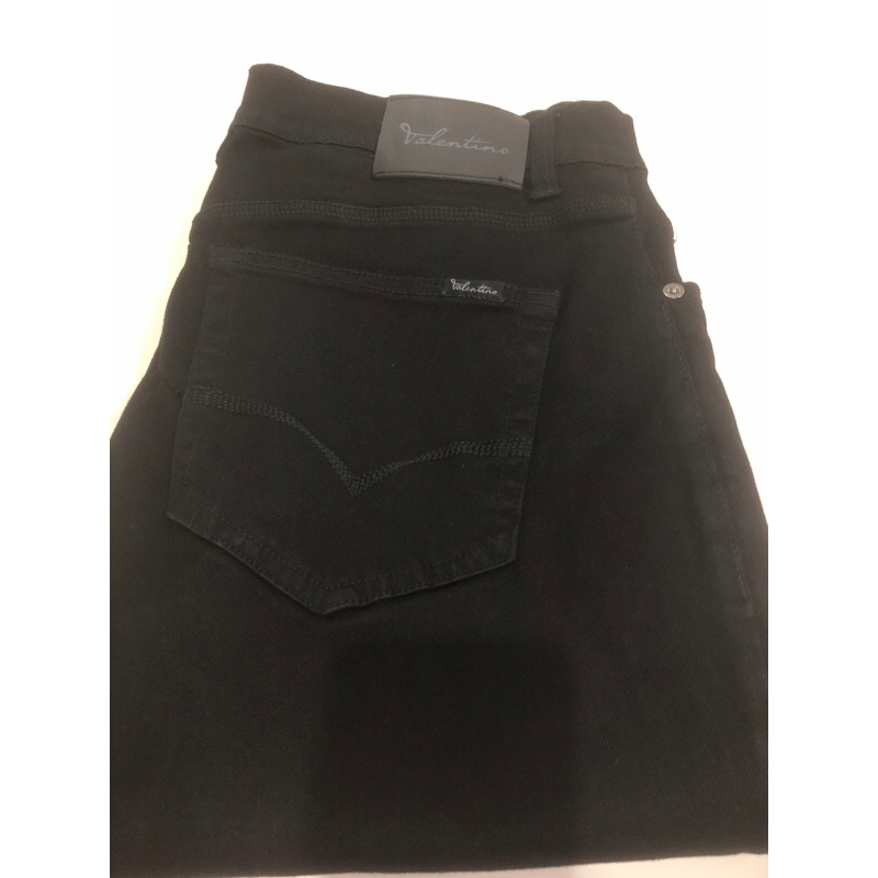 celana jeans pria merk valentino