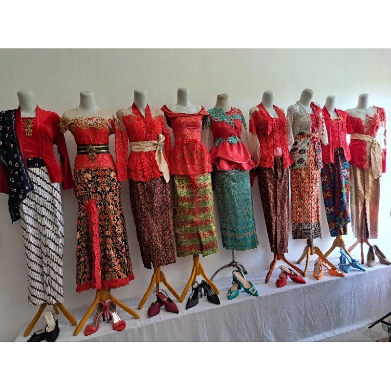 CUSTOM KEBAYA/ sarimbit/ custom/ penjahit online/ pesan kebaya