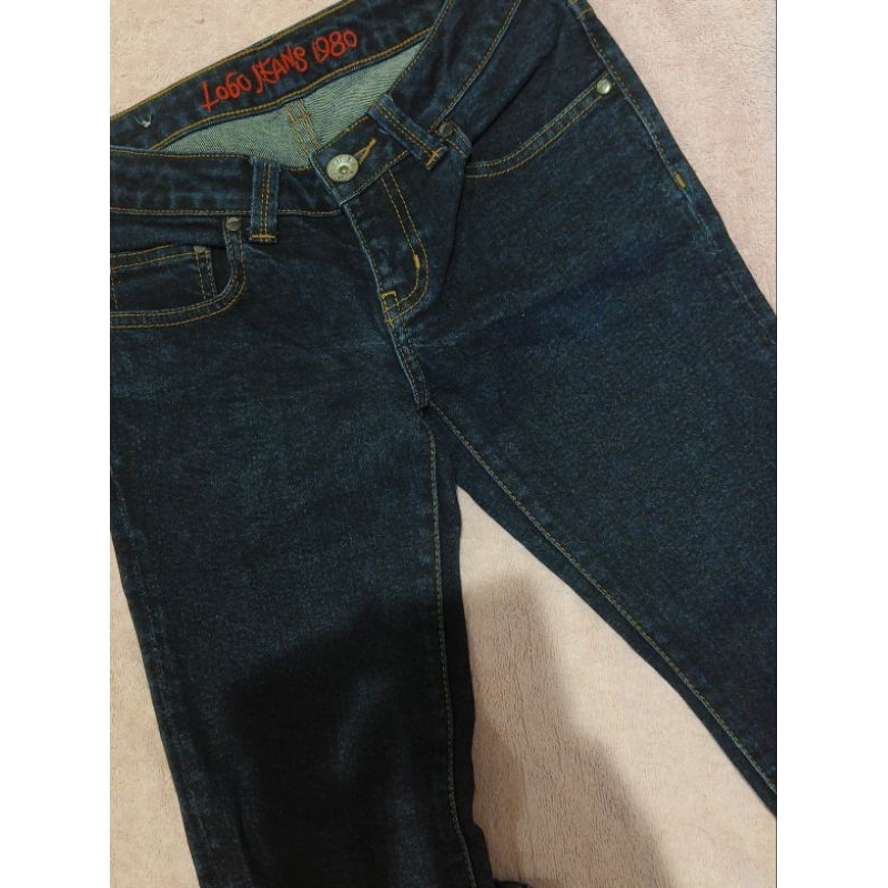 Jeans Logo Wanita