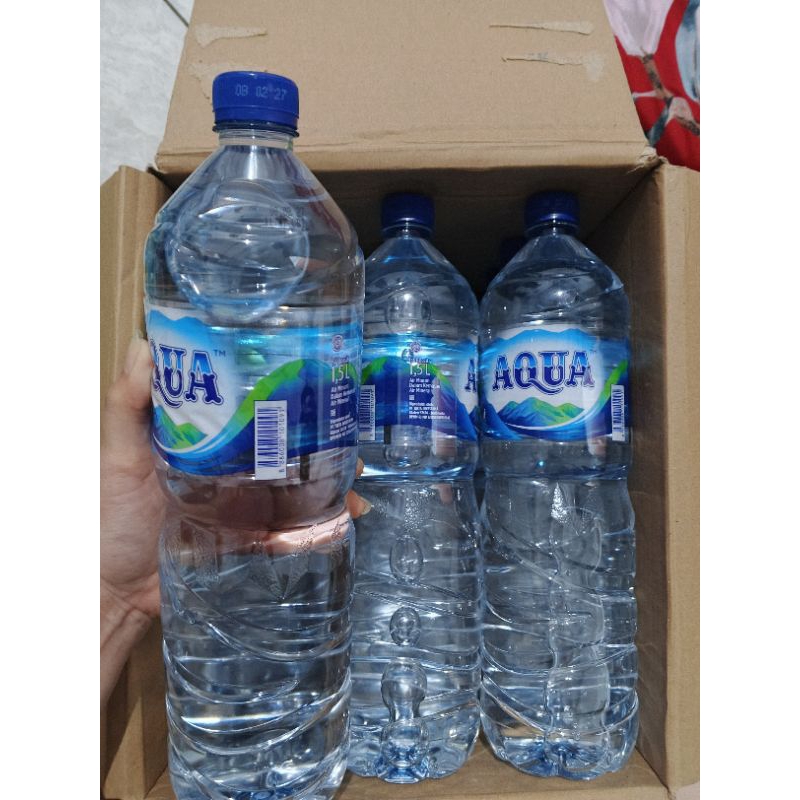 Aqua Botol 1,5 liter