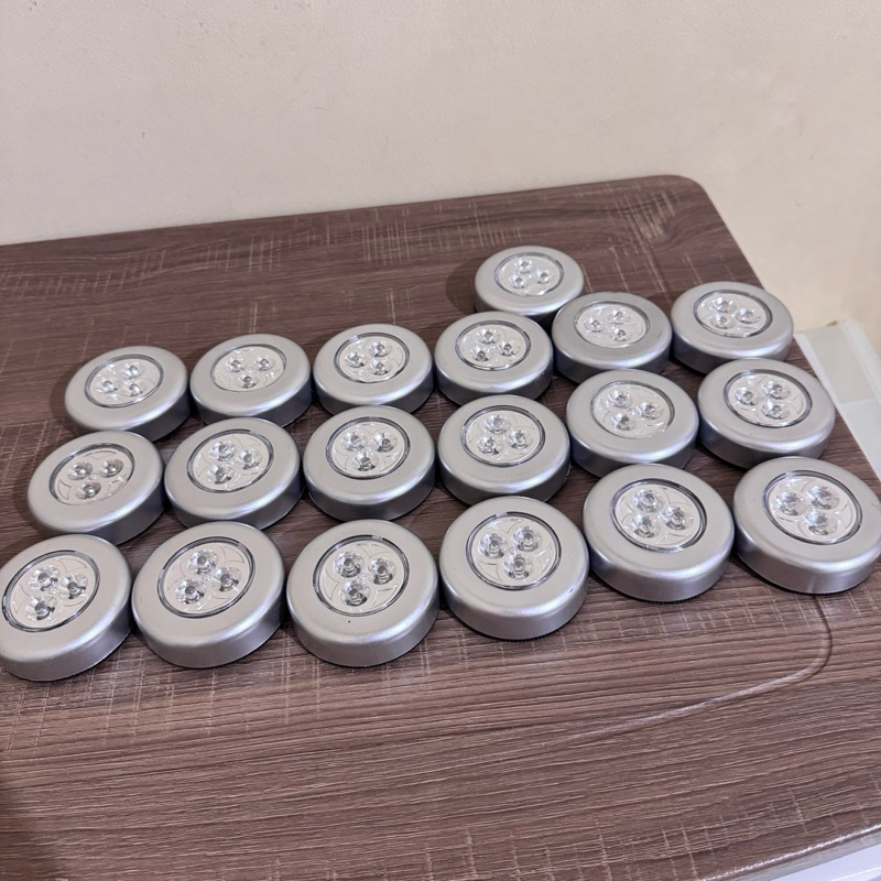 NEW BUNDLING 19 PCS Lampu Tempel Portable Klik Baterai Battery A3 AAA Lamp Sticker Stiker Lem Lemari