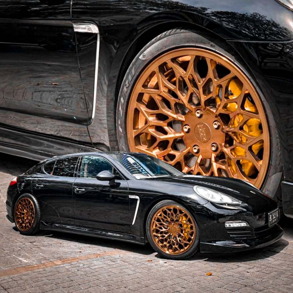 Velg Mobil RFG HRN ZEL HSR Ring 21 Lebar 9 Pcd 5X130 Et45/35 Velg Mobil Porsche Panamera