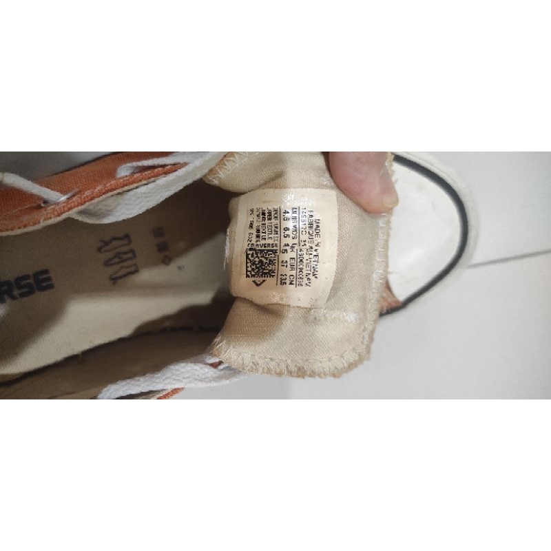 converse orange size 37