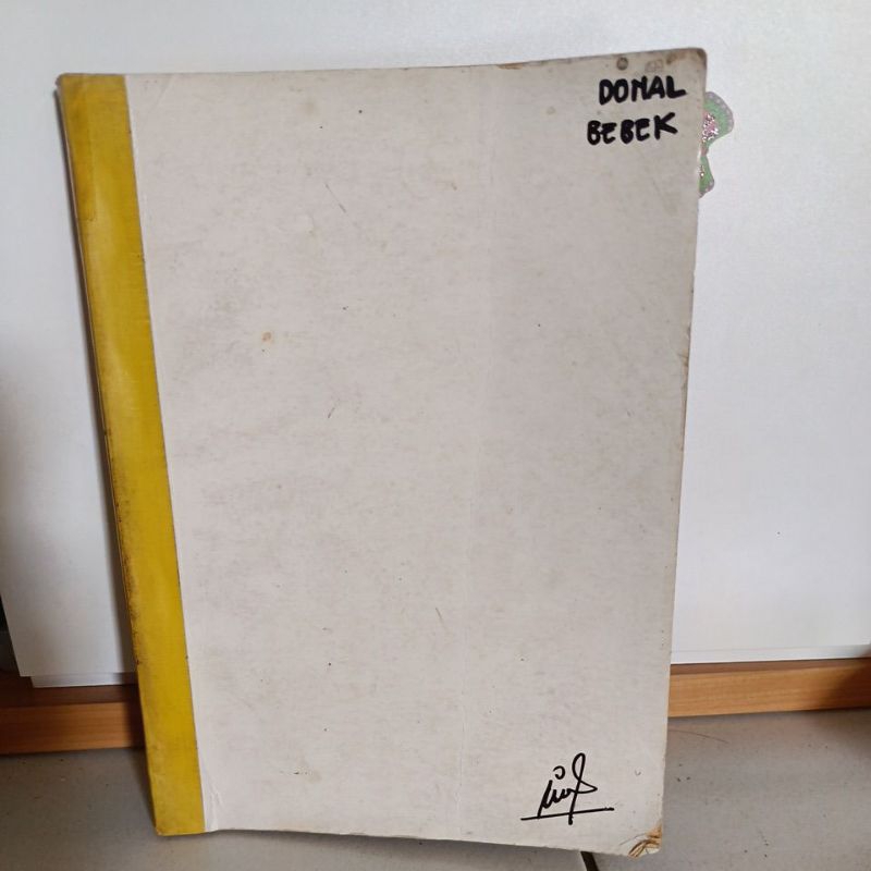 Bundel majalah donal bebek lawas isi 7 (lakban kuning)