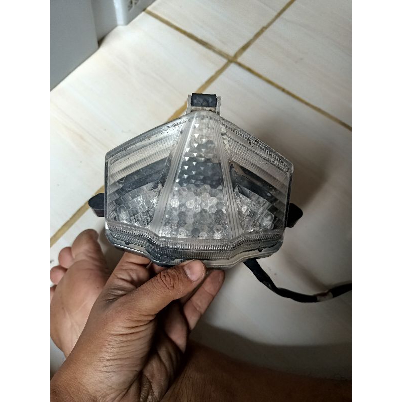 stoplamp lampu belakang CBR150led