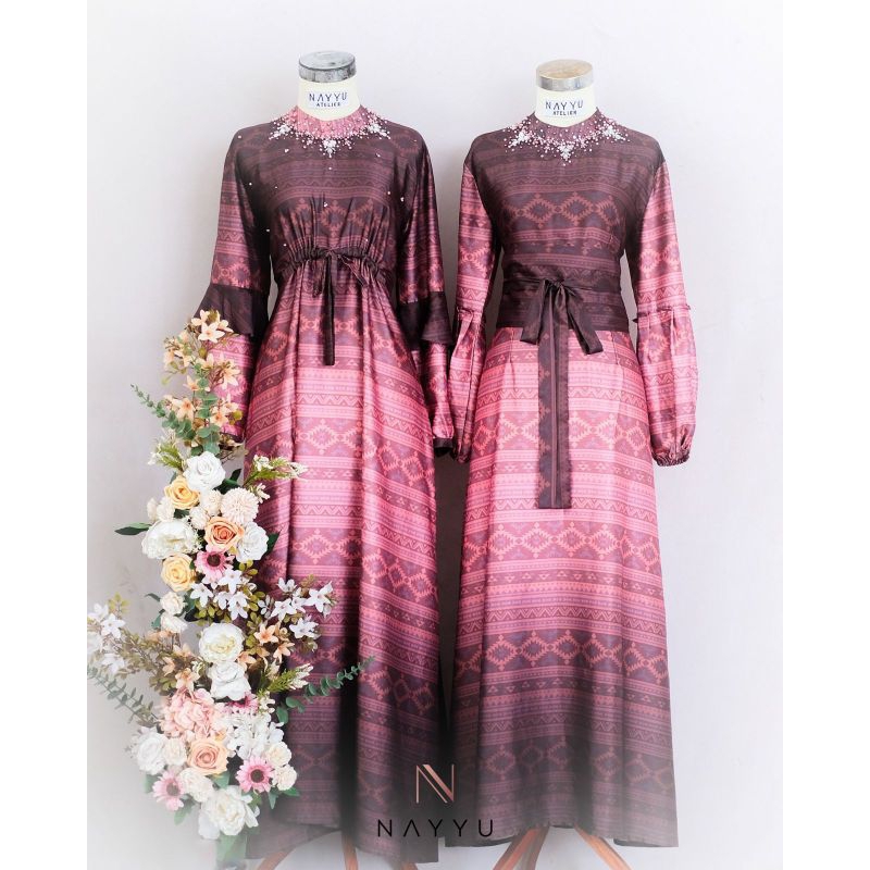 DRESS SATIN SILKY PAYET