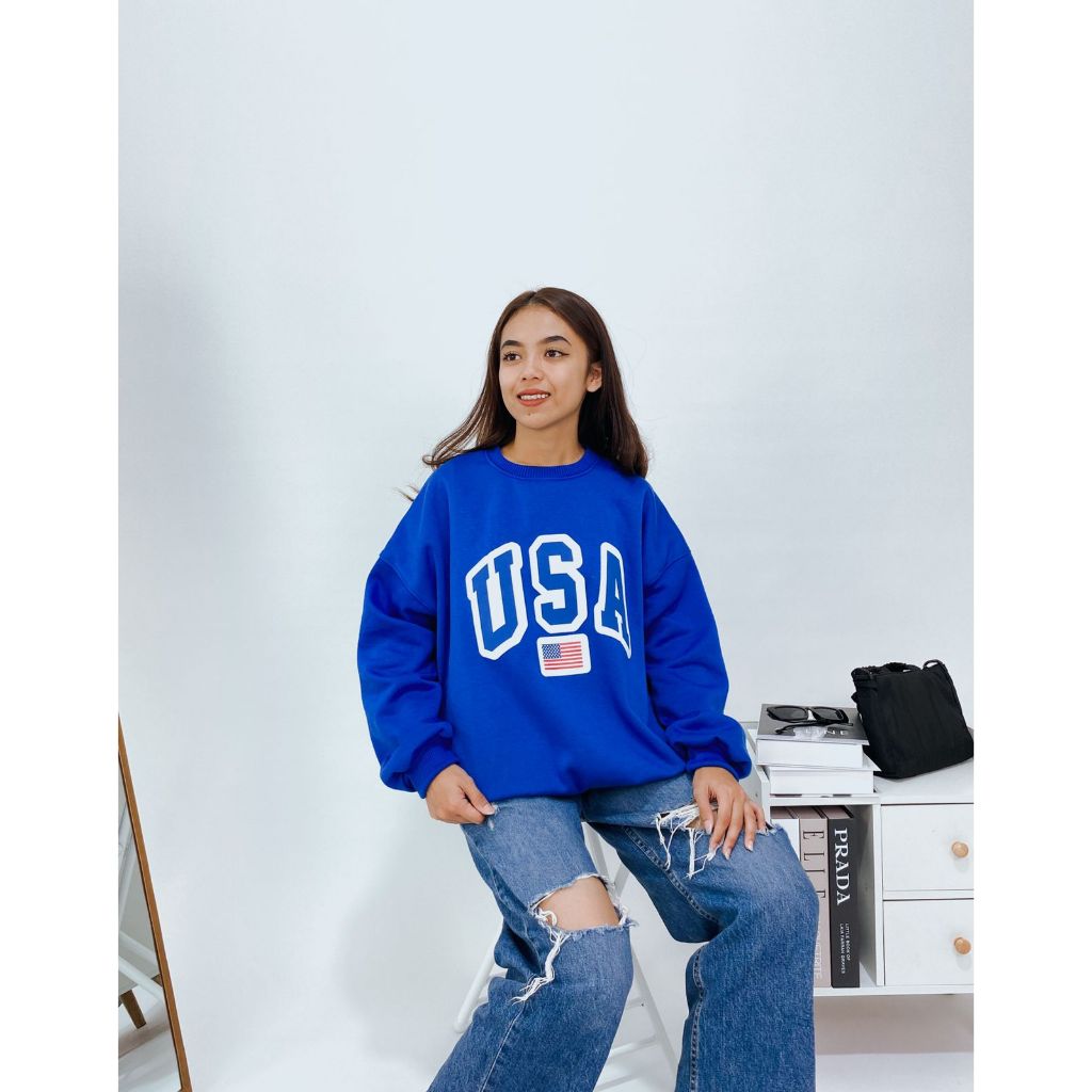 Sweater Crewneck Wanita Oversize Premium Warna Biru Elektrik