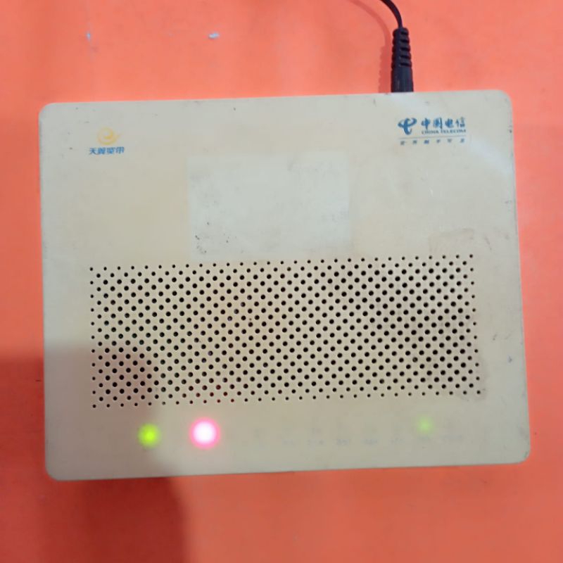 Huawei HG8245C EPON ONU ROUTER WIRELESS