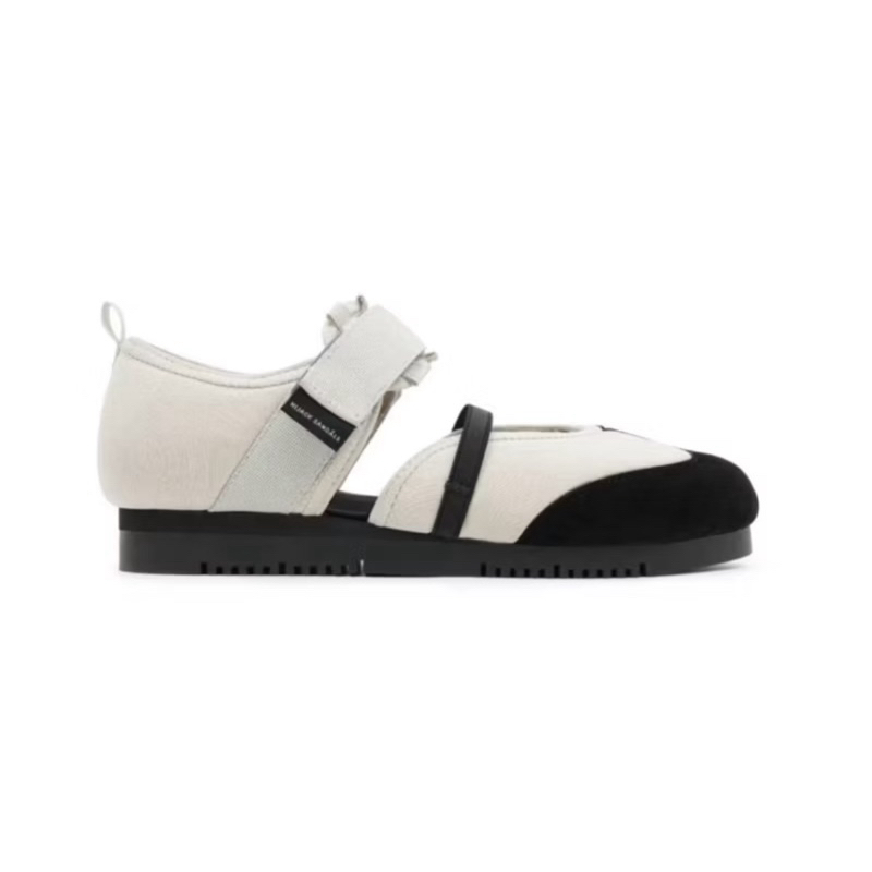 preloved sandal / sepatu hijack x ayla