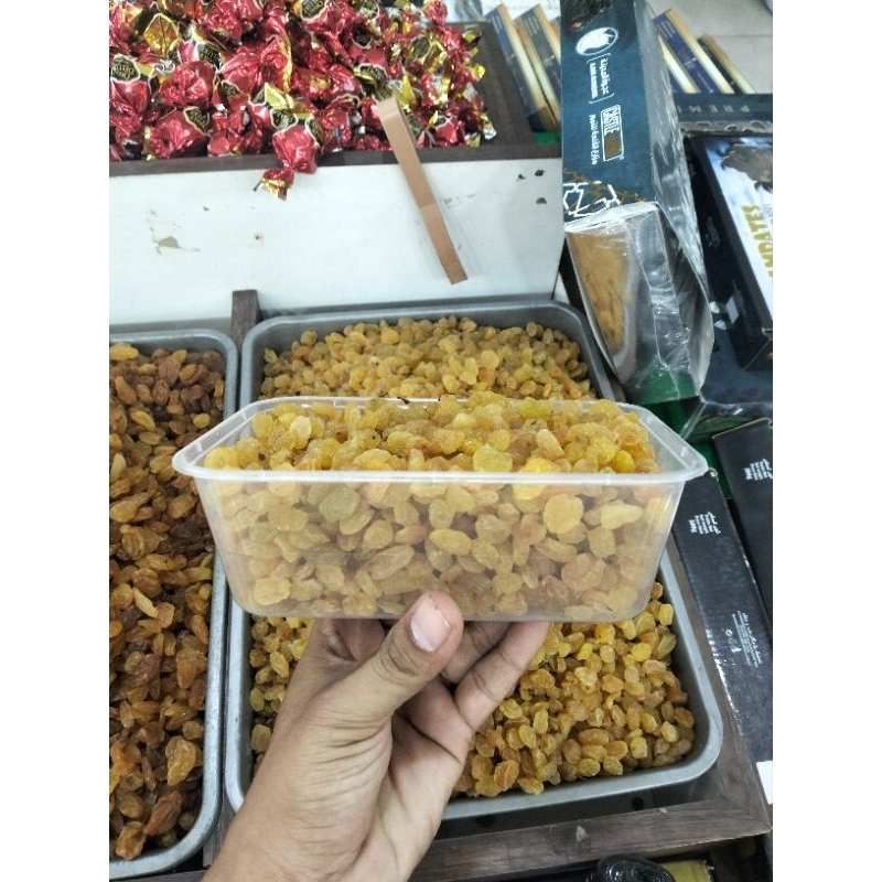 

kismis Simin kismis manis golden original 500gram dan 1kg