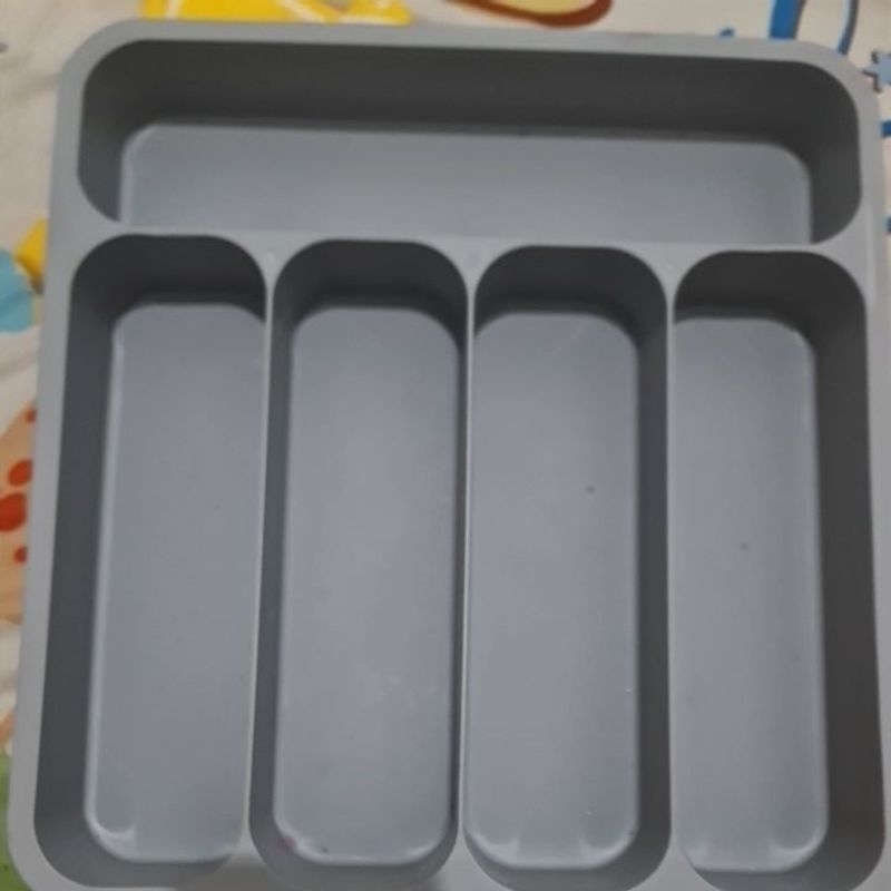 PRELOVED DRAWER HOMU SHONU UKURAN L