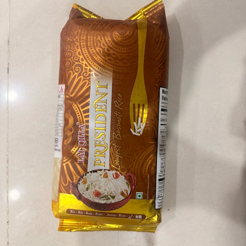 

Beras Basmati Super Panjang Premium Quality Lal Qilla President Asli Kemasan dari India 1kg