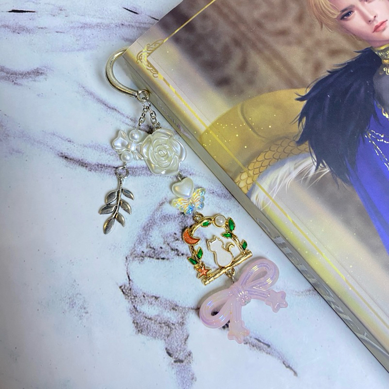 

˚ʚ♡ɞ˚VARIAN CAT BAND BOOKMARK LIGHT AESTHETIC˚ʚ♡ɞ˚