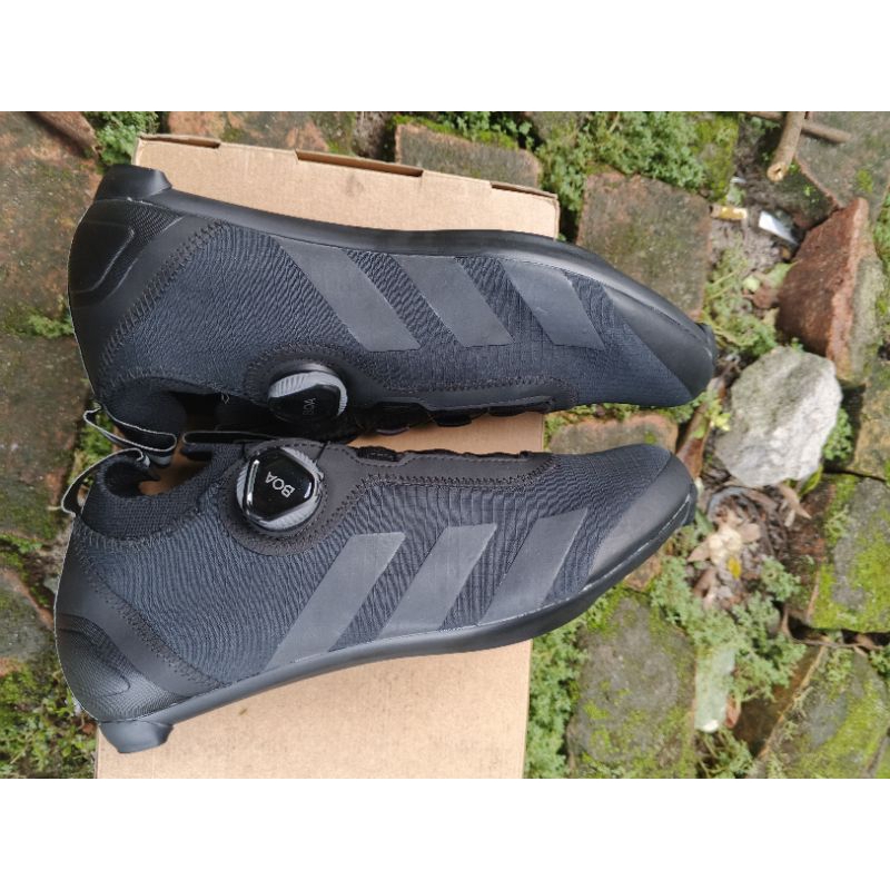Sepatu cleat roadbike Adidas Parley road