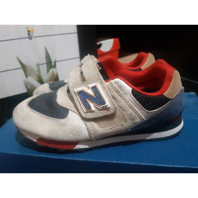 preloved sepatu NB kids original