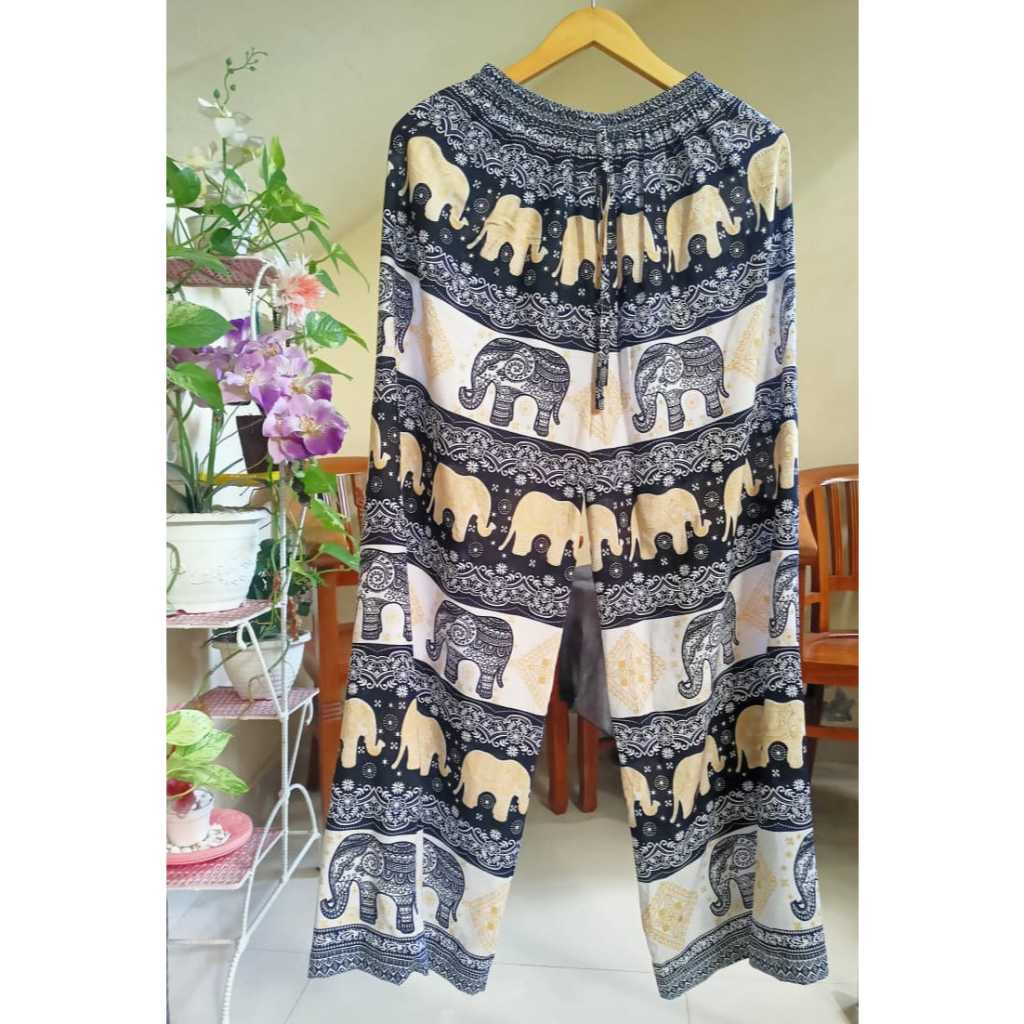 Celana Kulot Rayon Jumbo Motif Gajah