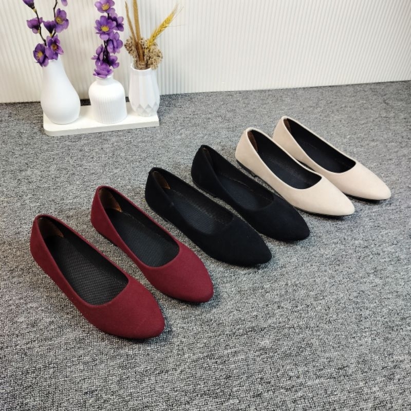 Flat Shoes Wanita Polos Elegan - Sepatu Kerja & Kasual Nyaman (Maroon, Hitam, Cream)
