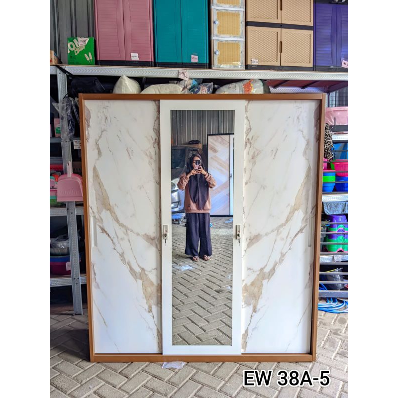 Lemari Besi Sleding 3 Pintu