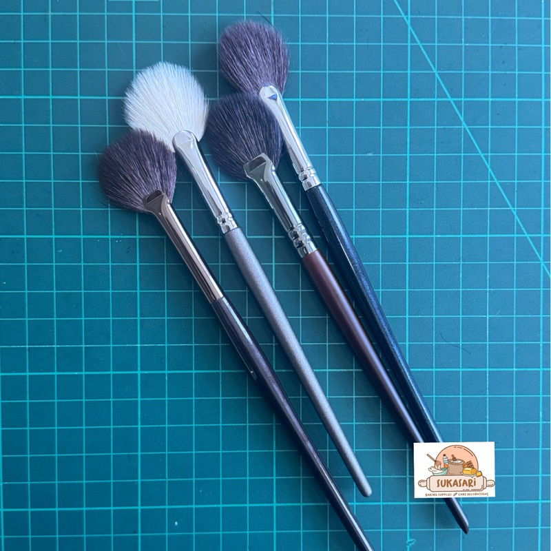 

Art Brush 18 cm kuas artist untuk dekorasi
