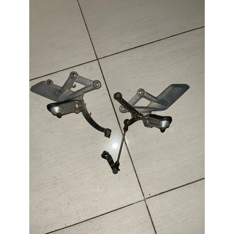 Postep cbr 250r cbu original