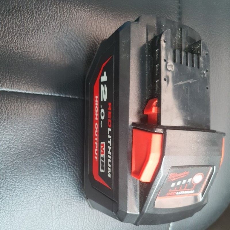 Baterai Milwaukee M18 12ah second ori