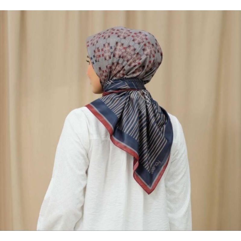 HIJAB DEENAY FUMIKO NAVY