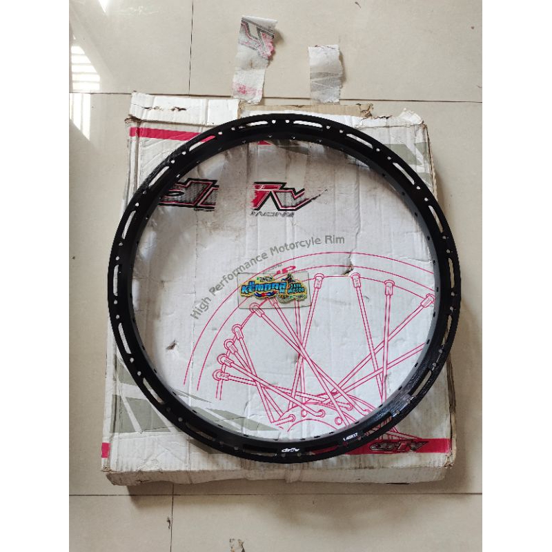 velg jari-jari ring 17 ukuran 140 motif coak by:DRIV
