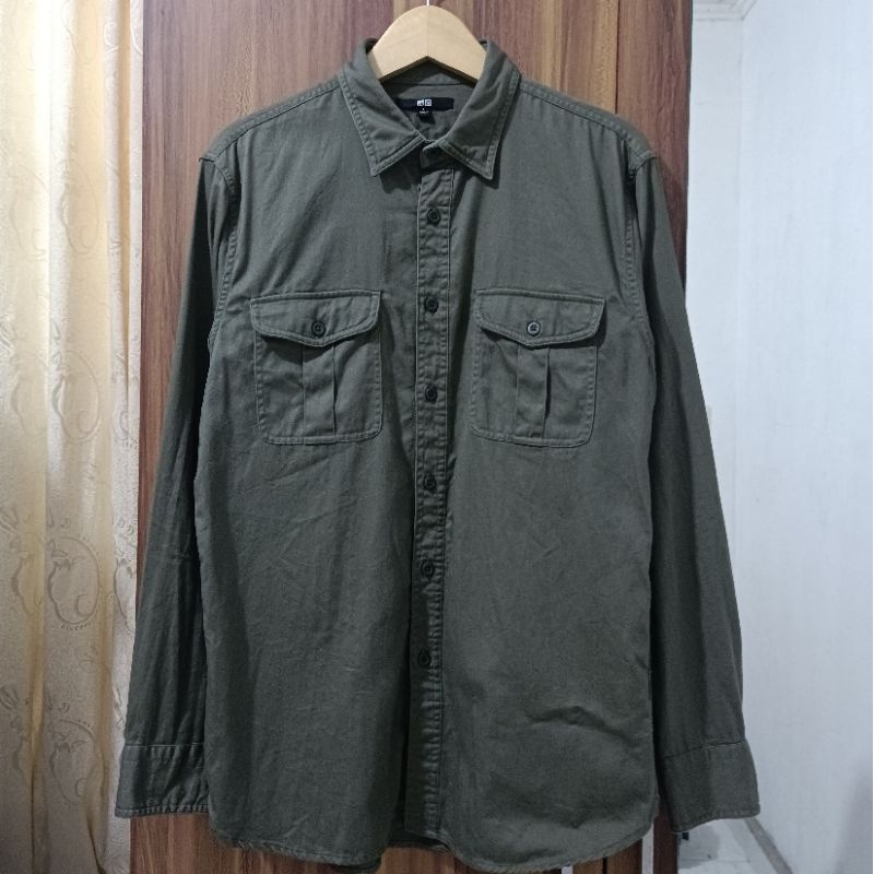 Kemeja Workshirt Army Uniqlo