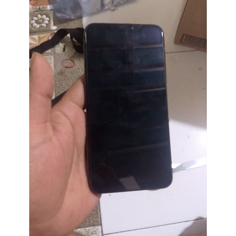ip 11 pro max mesin mati iCloud kosong kesing retak lcd blm tes
