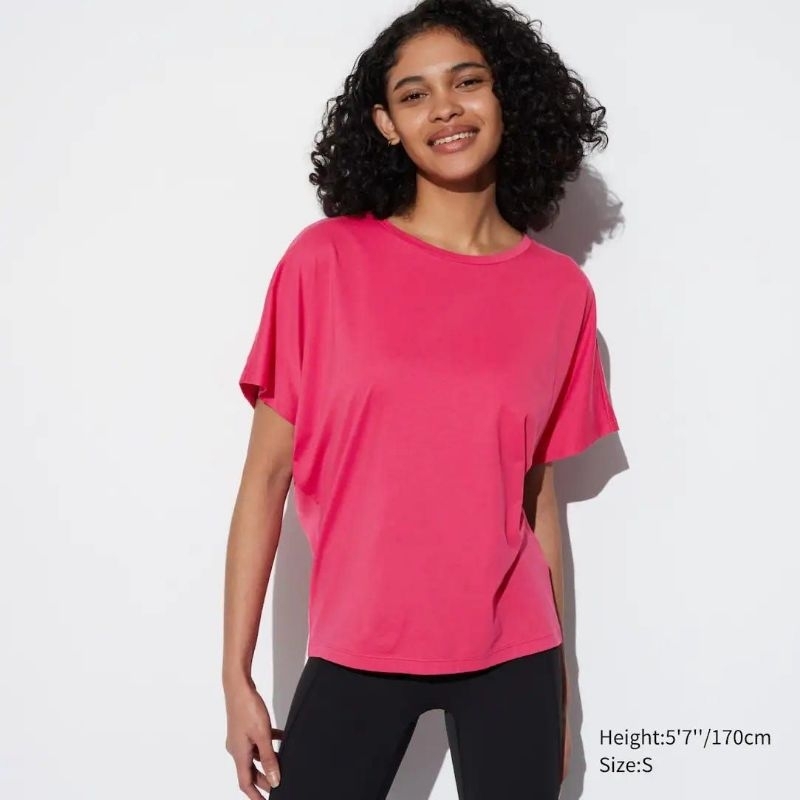 UNIQLO AIRISM BASIC T-SHIRT