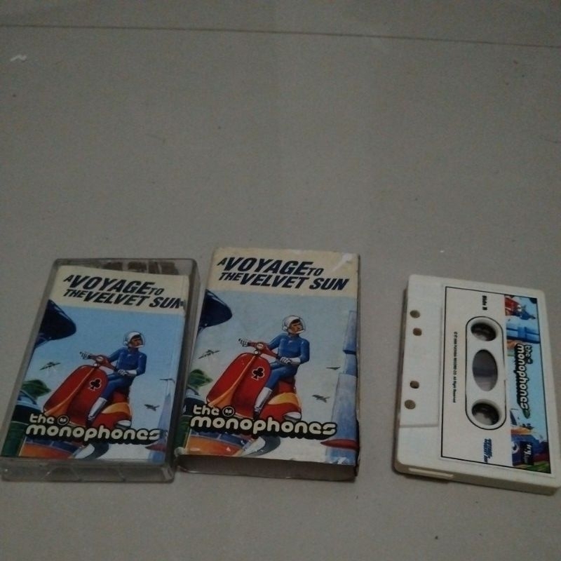 Kaset Tape A Voyage to The Velvet Sun - The Monophones